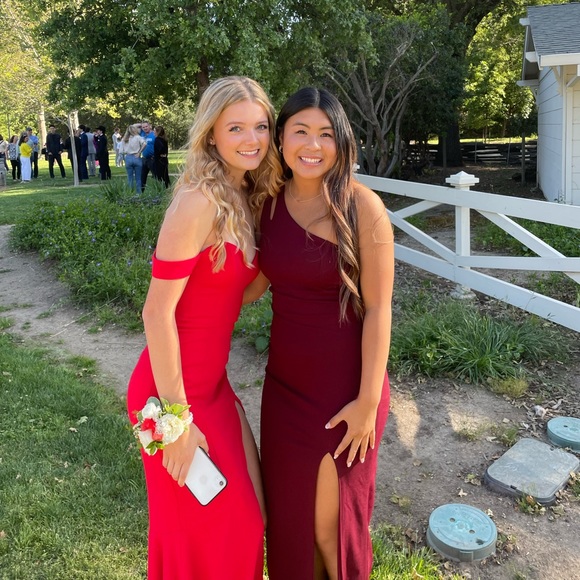 Prom/ball gown - Picture 3 of 3